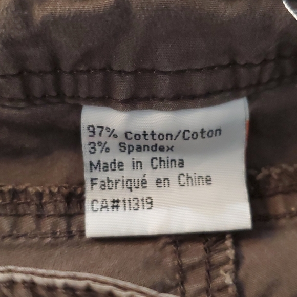 Capris - Picture 4 of 8